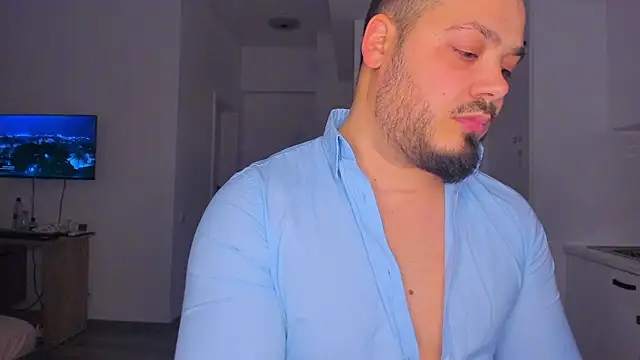 ZackMasterss online show from February 2025 12:10:02 AM