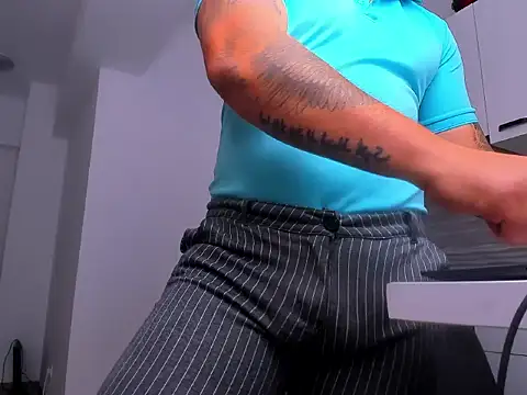 ZackMasterss online show from May 2026 11:45:02 PM