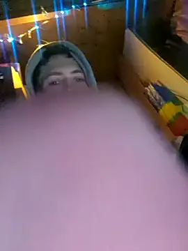 Jaymie2p25 online show from December 2025 10:58:02 PM