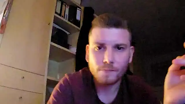 Foxtrott 242 online show from November 2025 09:47:01 PM