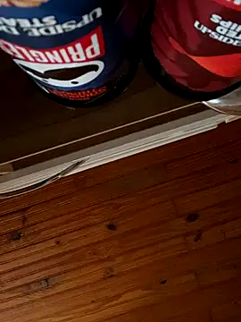 Mineirinho043 online show from November 2025 11:44:01 AM