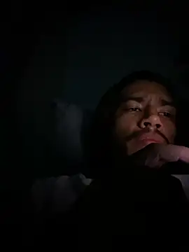 Mineirinho043 online show from March 2026 05:01:02 AM