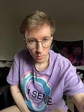 ItsMeLumisch online show from October 2025 02:05:01 PM