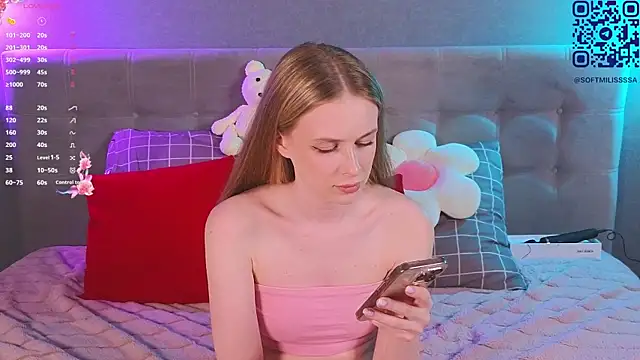 Snapshot of soft_babe chatting on April 2026 06:43:01 PM soft babe online show from April 2026 06:43:01 PM