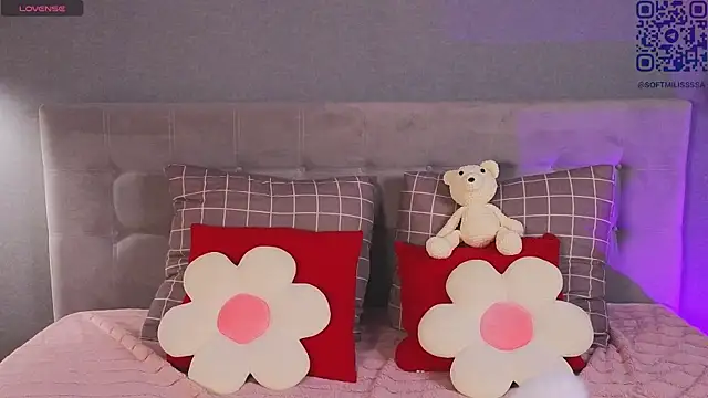 Snapshot of soft_babe chatting on May 2026 08:28:02 PM soft babe online show from May 2026 08:28:02 PM