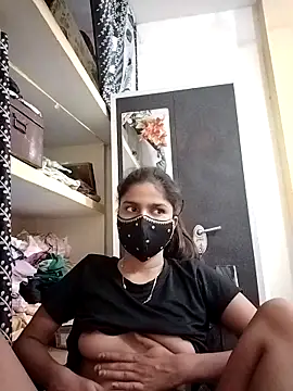 fuungirl38 online show from September 2025 10:58:02 PM