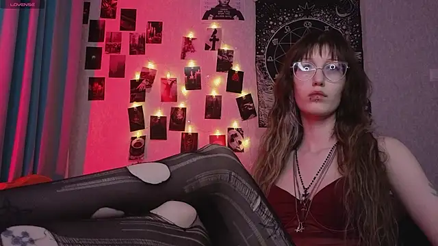 lissaros online show from February 2026 10:18:01 PM