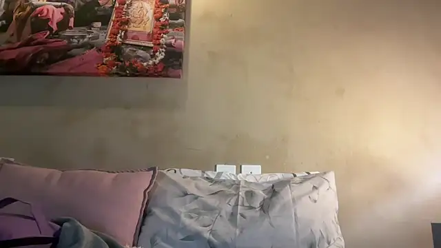 SophieStarShine online show from April 2026 02:18:01 PM