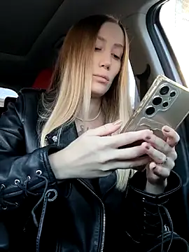 Snapshot of Pussy_Drive03 chatting on September 2025 01:42:02 AM Pussy Drive03 online show from September 2025 01:42:02 AM