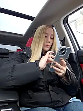 Snapshot of Pussy_Drive03 chatting on November 2025 04:22:01 AM Pussy Drive03 online show from November 2025 04:22:01 AM