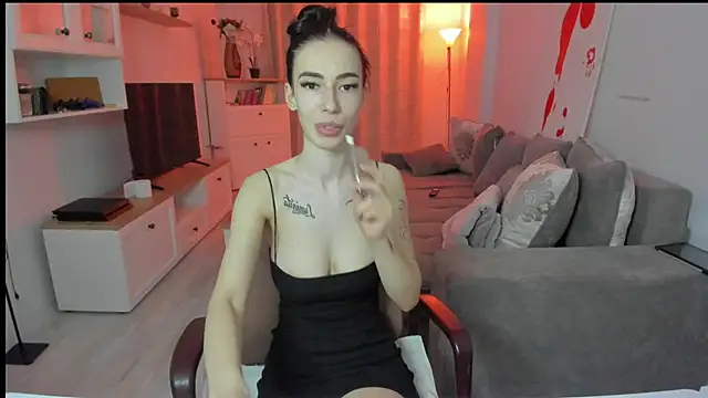 Snapshot of Celine_Roxelle chatting on March 2025 11:16:02 PM Celine Roxelle online show from March 2025 11:16:02 PM