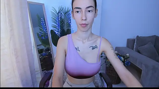 Snapshot of Celine_Roxelle chatting on September 2025 01:01:01 PM Celine Roxelle online show from September 2025 01:01:01 PM