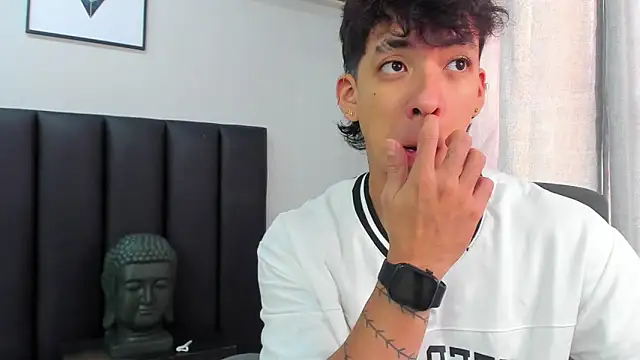 ISAAC CRYSTON online show from February 2025 01:11:02 PM