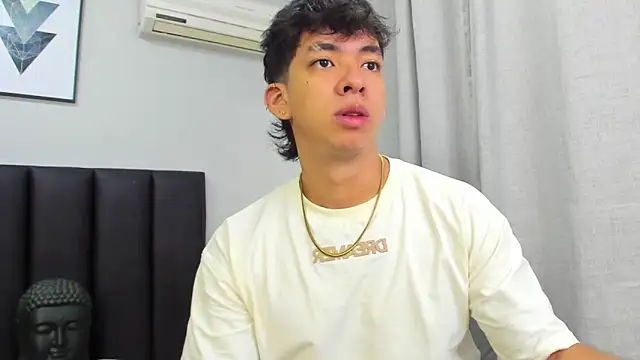 ISAAC CRYSTON online show from February 2025 01:01:01 PM