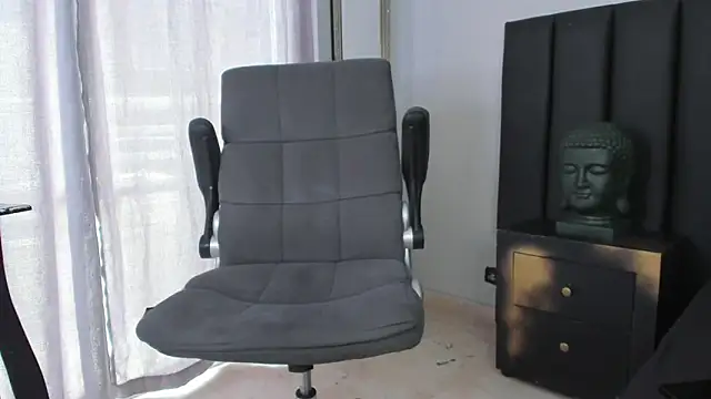 ISAAC CRYSTON online show from March 2025 07:50:02 PM