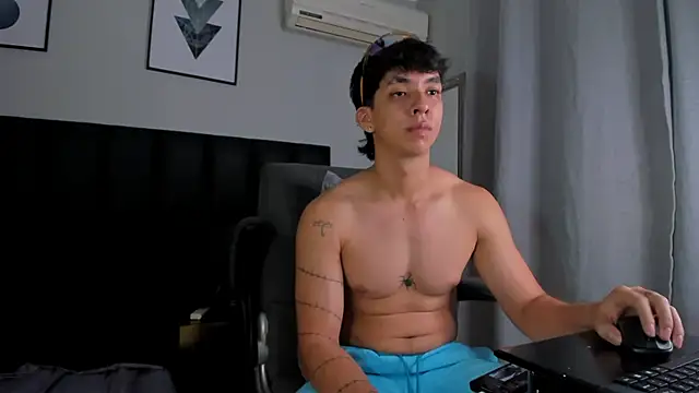 ISAAC CRYSTON online show from March 2025 02:16:01 AM