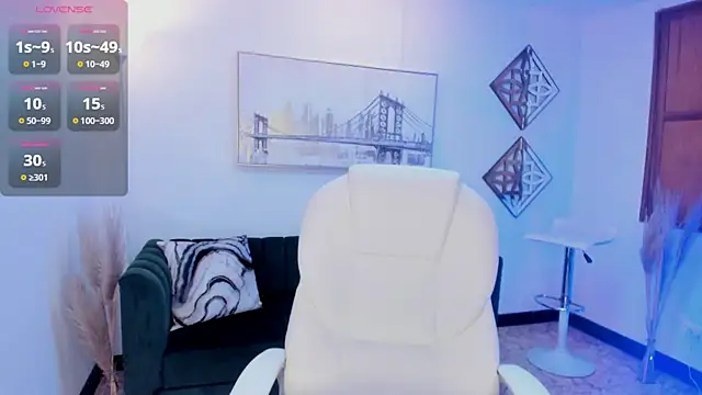 Luciana Morris online show from February 2025 10:09:02 AM