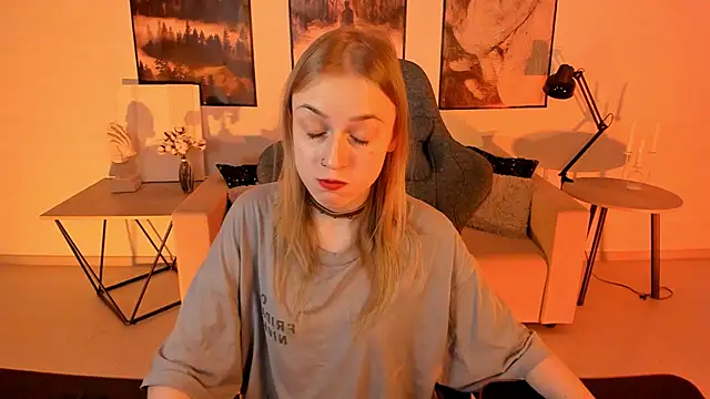 KiraMontoya online show from March 2025 09:04:02 PM