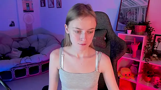 KiraMontoya online show from March 2025 05:06:02 PM