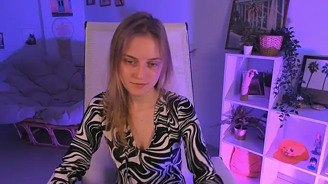 KiraMontoya online show from March 2025 05:09:01 PM