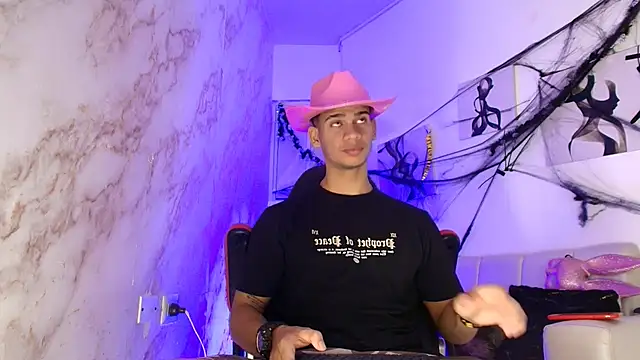 ANDRES STUD online show from October 2025 04:27:01 AM