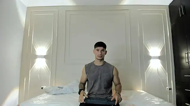 Snapshot of ANDRES_STUD chatting on June 2026 04:26:02 AM ANDRES STUD online show from June 2026 04:26:02 AM