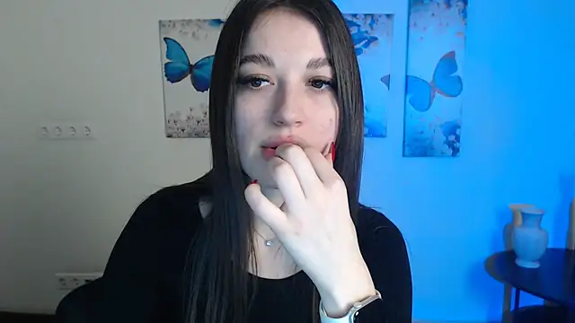 Snapshot of Eva_Eldis chatting on February 2025 03:09:02 PM Eva Eldis online show from February 2025 03:09:02 PM