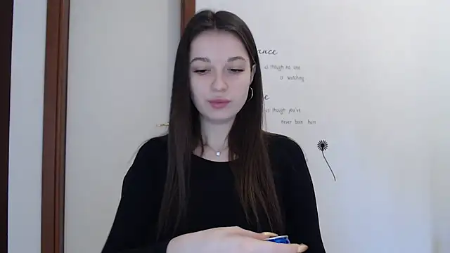 Snapshot of Eva_Eldis chatting on October 2025 01:19:01 PM Eva Eldis online show from October 2025 01:19:01 PM