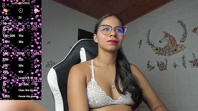 Snapshot of alisson_hoffman05 chatting on June 2026 10:53:02 PM alisson hoffman05 online show from June 2026 10:53:02 PM