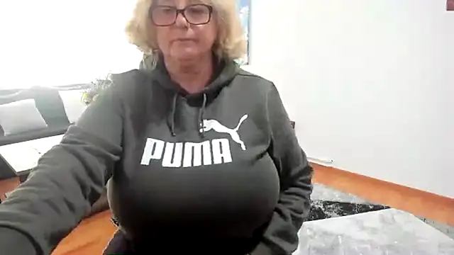 NoraJohnson6 online show from October 2025 10:43:02 AM