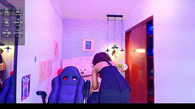 tylla  online show from March 2025 03:13:02 AM