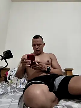 Snapshot of comando24 chatting on October 2025 09:48:01 PM comando24 online show from October 2025 09:48:01 PM