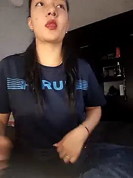 Snapshot of CuteHarper chatting on October 2025 01:50:01 AM CuteHarper online show from October 2025 01:50:01 AM