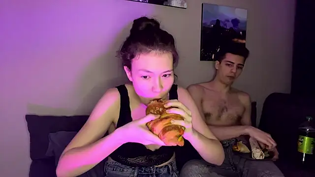 Tw1nFlame online show from March 2025 06:16:02 AM