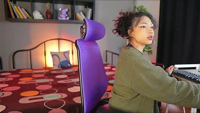 xamixa  online show from October 2025 12:57:02 PM