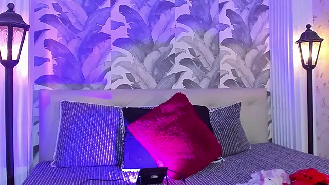 Sami Evanns online show from September 2025 03:06:02 AM