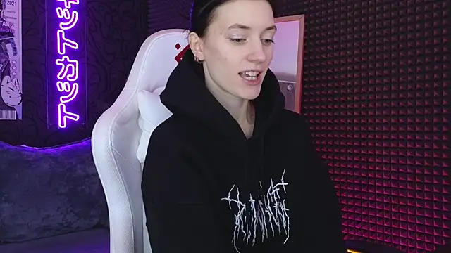 Snapshot of roxy_riot_ chatting on March 2025 01:31:02 AM roxy riot  online show from March 2025 01:31:02 AM