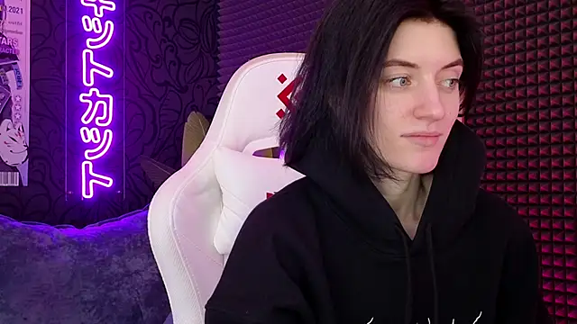 Snapshot of roxy_riot_ chatting on March 2025 07:48:01 AM roxy riot  online show from March 2025 07:48:01 AM