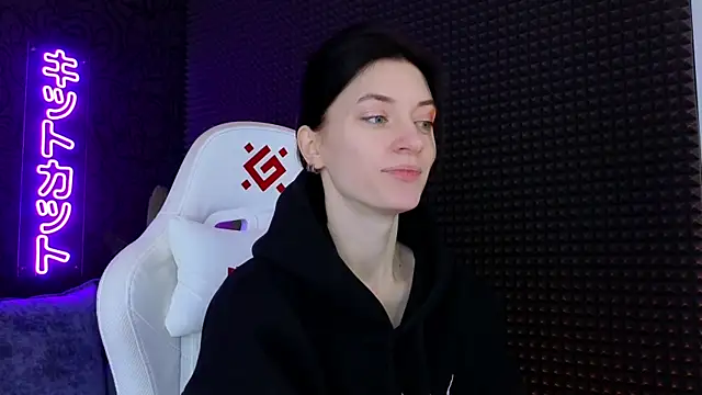 Snapshot of roxy_riot_ chatting on March 2025 01:28:01 AM roxy riot  online show from March 2025 01:28:01 AM