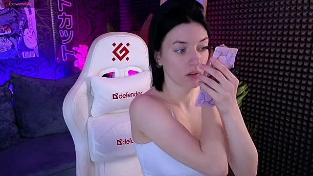 Snapshot of roxy_riot_ chatting on October 2025 01:25:01 AM roxy riot  online show from October 2025 01:25:01 AM