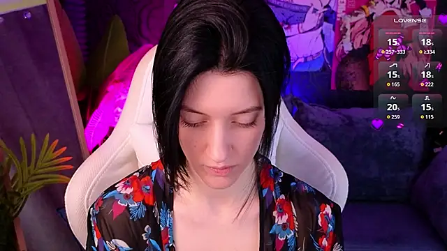 Snapshot of roxy_riot_ chatting on October 2025 01:30:02 AM roxy riot  online show from October 2025 01:30:02 AM