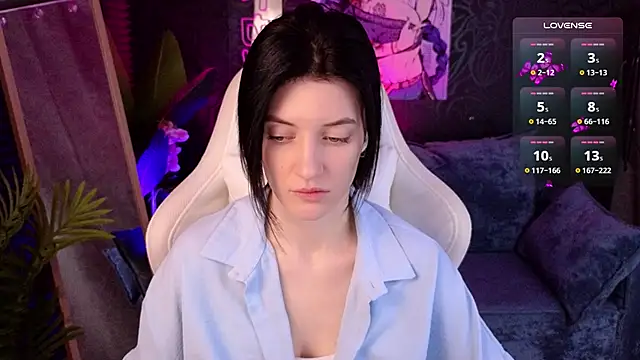 roxy riot  online show from November 2025 01:33:02 AM