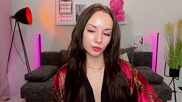 Snapshot of Suga_babe chatting on March 2025 08:16:02 PM Suga babe online show from March 2025 08:16:02 PM