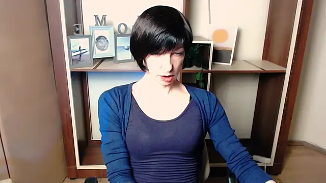  AngeliaFlow  online show from December 2025 07:13:02 AM