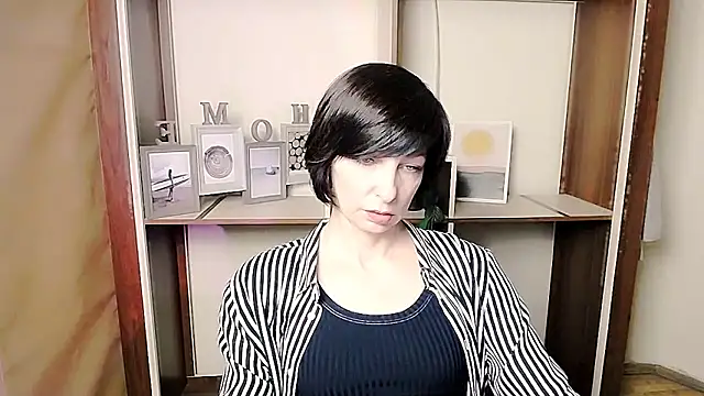  AngeliaFlow  online show from February 2026 08:33:01 AM