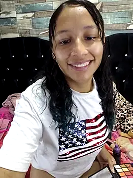 Snapshot of isabella_beauty_01 chatting on March 2025 01:49:02 PM isabella beauty 01 online show from March 2025 01:49:02 PM