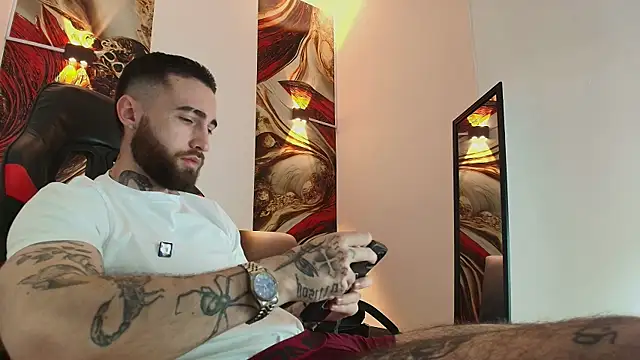 Luke davis01 online show from October 2025 01:22:02 PM