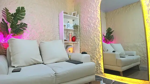 Maofenix online show from February 2025 11:30:01 PM