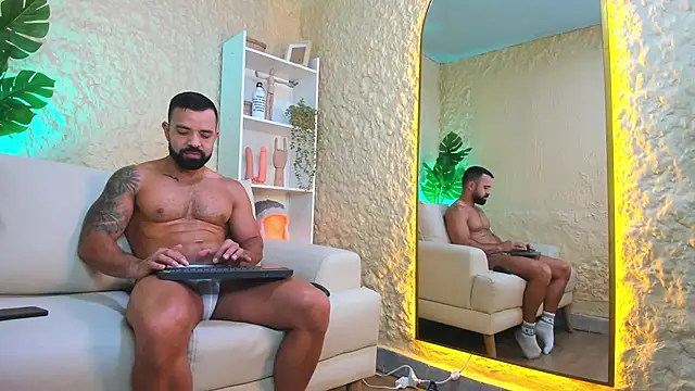 Maofenix online show from February 2025 09:54:01 PM