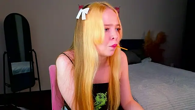 Snapshot of Bellla_Murrr chatting on February 2025 04:46:01 PM Bellla Murrr online show from February 2025 04:46:01 PM